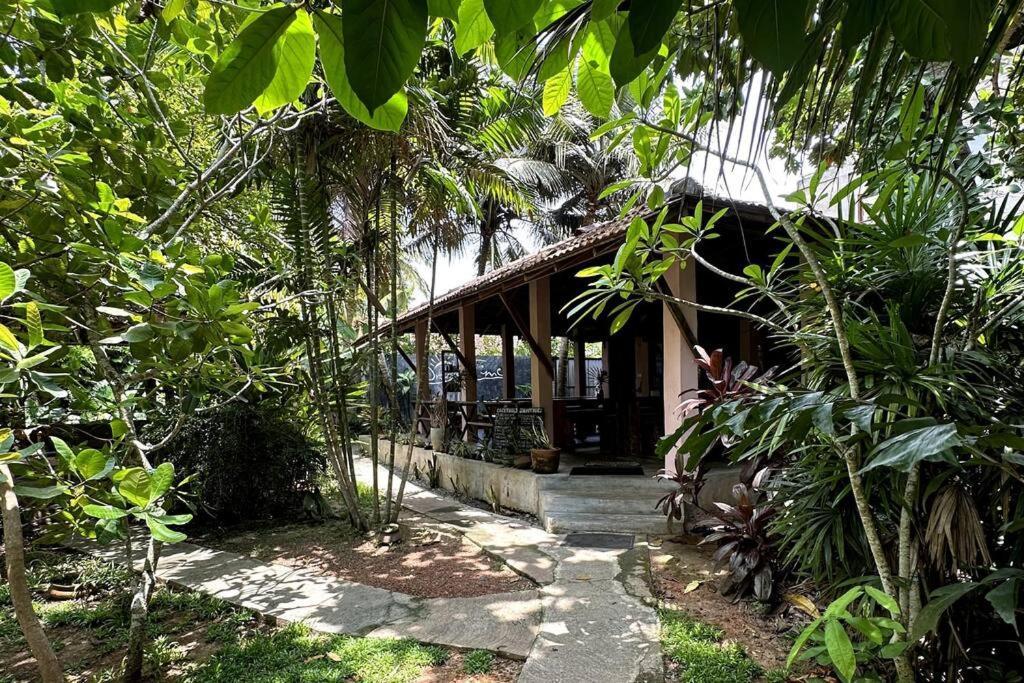 Dreamtime Hotel Hikkaduwa Buitenkant foto